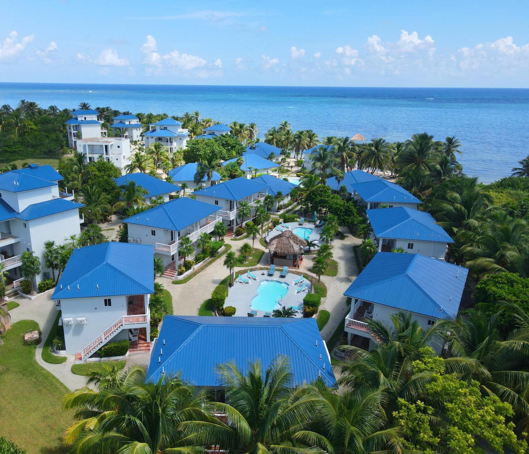 Sapphire Beach Resort San Pedro  Exterior photo